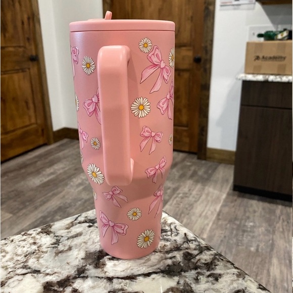 HydroJug Pink Tumbler with Bows and Daisies - Picture 3 of 9